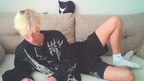 Snapshot of ostin_meoww chatting on 16, 12, 2024 Ostin online show from 16, 12, 2024