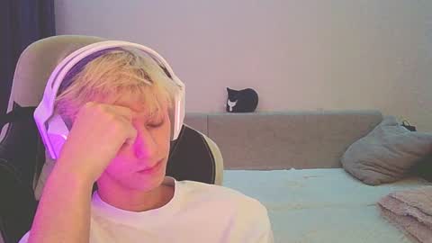 Snapshot of ostin_meoww chatting on 26, 12, 2024 Ostin online show from 26, 12, 2024