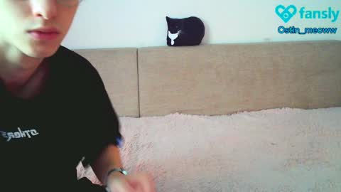 Snapshot of ostin_meoww chatting on 30, 1, 2025 Ostin online show from 30, 1, 2025