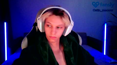 Snapshot of ostin_meoww chatting on 3, 2, 2025 Ostin online show from 3, 2, 2025