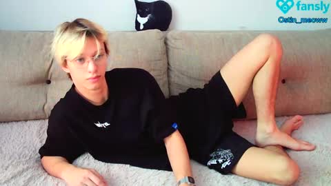 Snapshot of ostin_meoww chatting on 10, 2, 2025 Ostin online show from 10, 2, 2025