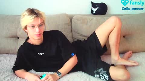 Snapshot of ostin_meoww chatting on 15, 2, 2025 Ostin online show from 15, 2, 2025