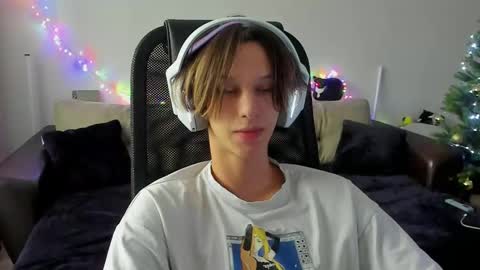 Snapshot of ostin_meoww chatting on 3, 12, 2025 Ostin online show from 3, 12, 2025