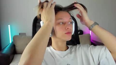 Ostin online show from 10, 2, 2026