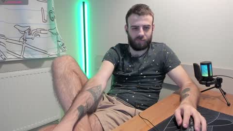 Snapshot of otishairy chatting on 24, 12, 2024 Otis online show from 24, 12, 2024