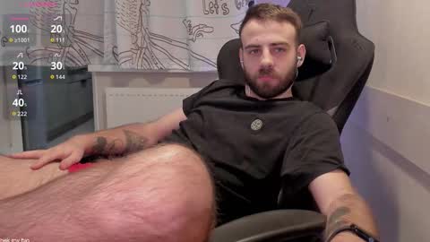 Snapshot of otishairy chatting on 6, 11, 2025 Otis online show from 6, 11, 2025