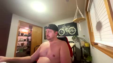 Snapshot of otterguywa chatting on 6, 11, 2025 otterguywa online show from 6, 11, 2025