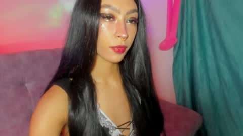 Snapshot of ounla_sweet chatting on 10, 5, 2026 ounla sweet online show from 10, 5, 2026