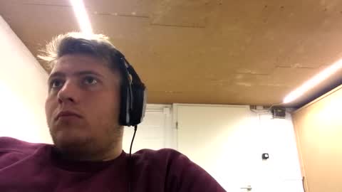 Snapshot of outflayd chatting on 21, 10, 2025 outflayd online show from 21, 10, 2025