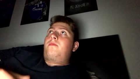 Snapshot of outflayd chatting on 4, 11, 2025 outflayd online show from 4, 11, 2025