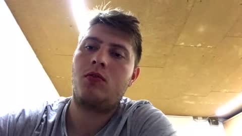 Snapshot of outflayd chatting on 8, 11, 2025 outflayd online show from 8, 11, 2025