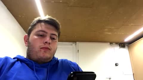 Snapshot of outflayd chatting on 10, 11, 2025 outflayd online show from 10, 11, 2025