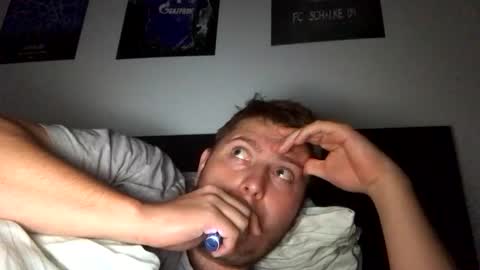 Snapshot of outflayd chatting on 13, 11, 2025 outflayd online show from 13, 11, 2025