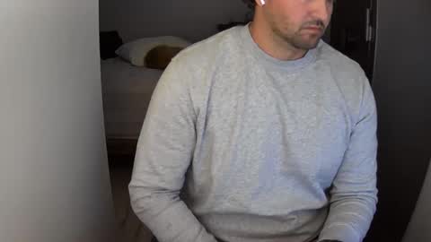 Snapshot of outside1991 chatting on 18, 1, 2025 outside1991 online show from 18, 1, 2025