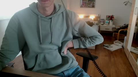 Snapshot of overkneebabe chatting on 10, 12, 2024 OverkneeBabe online show from 10, 12, 2024