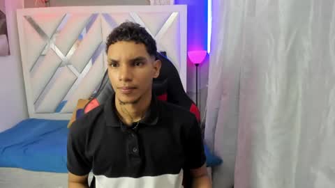 Snapshot of owen_blaze3 chatting on 3, 5, 2026 owen blaze online show from 3, 5, 2026