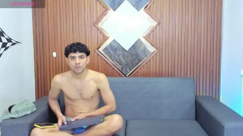 owen_mccarthy online show from 29, 12, 2024