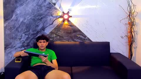 owen_mccarthy online show from 25, 1, 2025