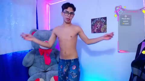 Owen  Independent model  online show from 9, 6, 2026