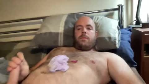 Snapshot of owenfn2 chatting on 15, 11, 2025 Owen2022 online show from 15, 11, 2025