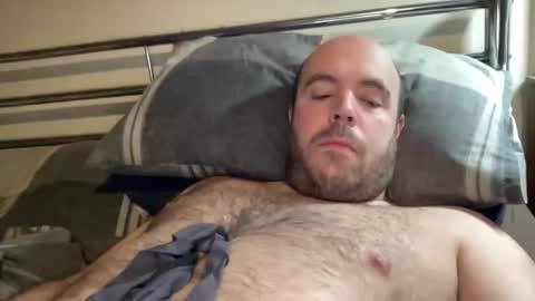 Snapshot of owenfn2 chatting on 6, 2, 2026 Owen2022 online show from 6, 2, 2026