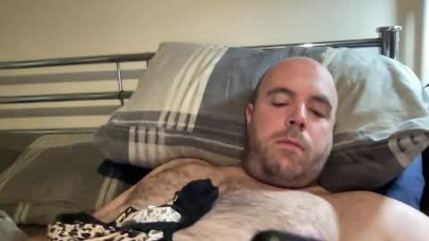 Snapshot of owenfn2 chatting on 30, 4, 2026 Owen2022 online show from 30, 4, 2026