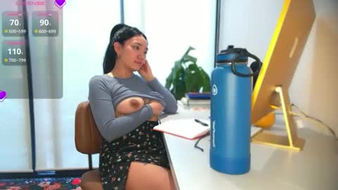 Snapshot of ozhmara chatting on 1, 10, 2025 ozhmara online show from 1, 10, 2025