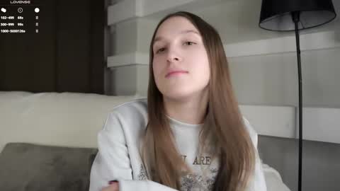 Snapshot of oziecarmona chatting on 7, 1, 2026 Caroline or just Lina online show from 7, 1, 2026