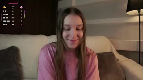 Snapshot of oziecarmona chatting on 14, 1, 2026 Caroline or just Lina online show from 14, 1, 2026