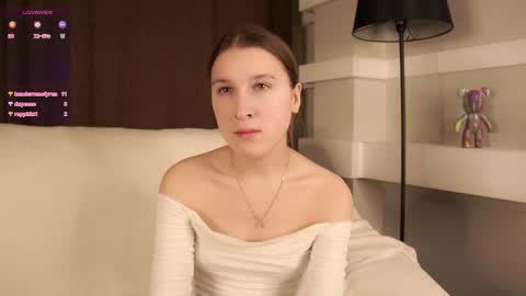 Snapshot of oziecarmona chatting on 2, 2, 2026 Caroline or just Lina online show from 2, 2, 2026