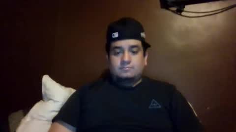 Snapshot of ozlo chatting on 6, 11, 2025 ozlo online show from 6, 11, 2025