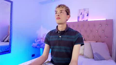 Snapshot of ozorio_dany chatting on 3, 10, 2025 Dany Ozorio online show from 3, 10, 2025