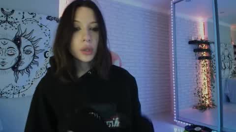 Snapshot of p0rsche911 chatting on 5, 12, 2024 Alice online show from 5, 12, 2024