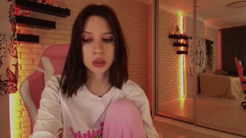 Snapshot of p0rsche911 chatting on 11, 12, 2024 Alice online show from 11, 12, 2024