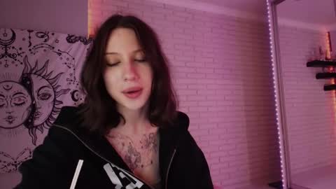 Snapshot of p0rsche911 chatting on 15, 12, 2024 Alice online show from 15, 12, 2024