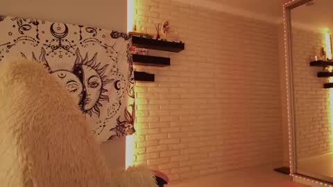 Snapshot of p0rsche911 chatting on 17, 12, 2024 Alice online show from 17, 12, 2024