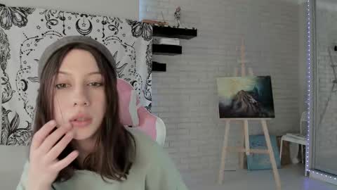 Snapshot of p0rsche911 chatting on 7, 3, 2025 Alice online show from 7, 3, 2025