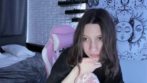 Snapshot of p0rsche911 chatting on 7, 3, 2025 Alice online show from 7, 3, 2025