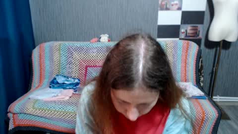 Ella online show from 5, 4, 2026