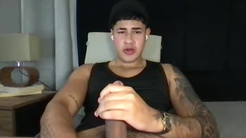 Snapshot of pablo_boston chatting on 21, 2, 2025 Javi online show from 21, 2, 2025