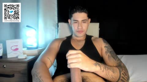 Snapshot of pablo_boston chatting on 13, 11, 2025 Javi online show from 13, 11, 2025