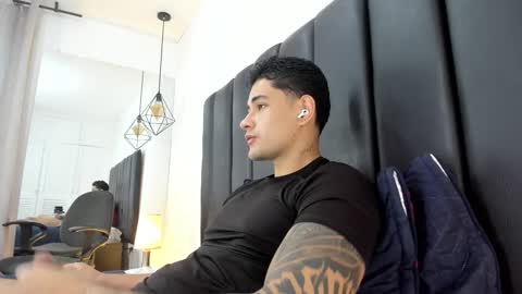 Javi    online show from 5, 2, 2026