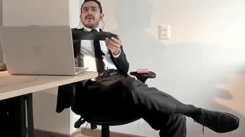 Snapshot of pablo_rincon95 chatting on 28, 12, 2024 pablo rincon95 online show from 28, 12, 2024