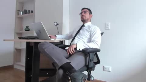 Snapshot of pablo_rincon95 chatting on 12, 2, 2025 pablo rincon95 online show from 12, 2, 2025