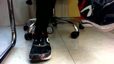 Pablo Meness online show from 1, 1, 2025