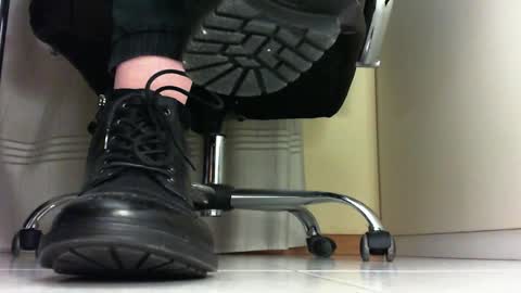 Pablo Meness online show from 28, 1, 2025