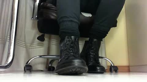 Pablo Meness online show from 1, 2, 2025