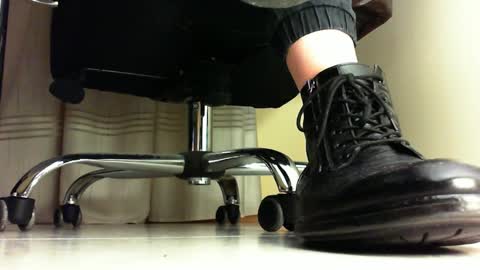 Pablo Meness online show from 8, 2, 2025