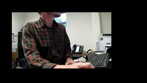 Snapshot of paddleme100 chatting on 20, 11, 2025 Paddle me online show from 20, 11, 2025