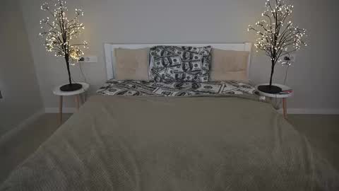 Snapshot of paigeprado chatting on 9, 10, 2025 Paige online show from 9, 10, 2025